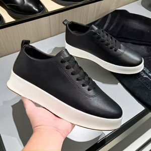 Zapatos de cuero informales ligeros para todas las estaciones para hombre, diseño deportivo cómodo, malla antideslizante para aumentar la altura - Product Image 4