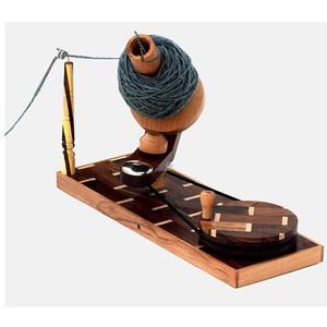 Prix de gros traditionnel indien jaune fil enrouleur rapide enrouleur kit de tricot pour enrouler boule outil de couture de l'Inde - Product Image 6