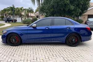 รถเบนซ์ AMG C63 S Coupe ปี 2019 สภาพดี ใช้งานน้อย เครื่องยนต์ดีเซล >8 ลิตร เทอร์โบ ยาง R19 หลังคาพาโนรามิกซันรูฟ มือสอง ไมล์น้อย - Product Image 6