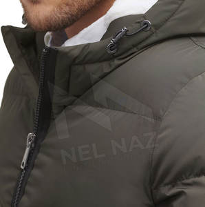 Chaqueta acolchada de invierno de manga larga con logotipo personalizado para hombre con cuello levantado último estilo de calle hecho con tela de lona - Product Image 4