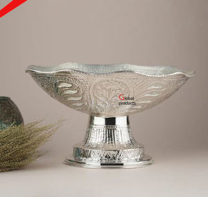 Impresionante Tazón de Metal Plateado para Servir Chocolates, de Acero Inoxidable, para Hoteles, Restaurantes y Bares - Product Image 4