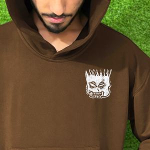 เสื้อฮู้ดดี้แขนยาวสำหรับผู้ชาย OEM คุณภาพสูง ผ้าฝ้ายฟลีซ 100% เป็นมิตรกับสิ่งแวดล้อม ปักลาย ซิปหน้า มีตัวเลือกแบบสั่งทำพิเศษ - Product Image 3