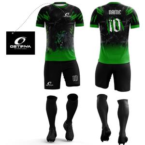 ชุดเสื้อฟุตบอลสำหรับผู้ใหญ่ชุดเล่นกีฬาทำจากโพลีเอสเตอร์100% พิมพ์ลายดิจิทัลชุดเล่นฟุตบอลสำหรับผู้ชาย - Product Image 1