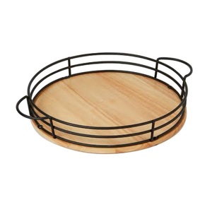 Plateau de service en bois avec écrou mural dernier modèle avec deux poignées Equipement de restauration pour les hôtels et les restaurants Traiteur Utilisation du service - Product Image 3