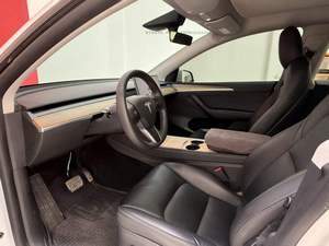 Used Gas/Petrol Mid-Size SUV Leather Seats <b>Panoramic</b> Sunroof Automatic Transmission-4 Airbags 360 Rear <b>Camera</b> Repainted - Product Image 4