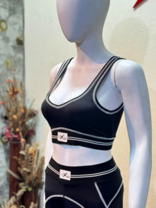 Conjunto de Sujetador Deportivo y Leggings Sin Costuras al por Mayor para Mujer Atuendo de Gimnasio de Cintura Alta con Cinturón Personalizado para Yoga, Fitness y Ropa de Entrenamiento - Product Image 4