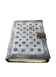 สมุดปกแข็ง100% หนังแท้ดีไซน์แบบโบราณของเซลติกทำด้วยมือพร้อมตัวล็อกทองเหลืองโบราณและไดอารี่หน้าศิลปะ - Product Image 6