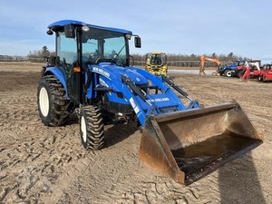 Tractor Agrícola Usado Farmtrac BOOMER 54D 4WD de 54HP, Año 2015 - Product Image 2