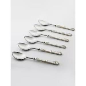Juego de Cubiertos Refinado de Prestigio con Líneas Suaves Esculpidas y Superficie Metálica Brillante para una Atmósfera de Cena Elegante - Product Image 3