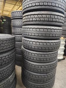 Neumáticos de camión usados a la venta, neumáticos fiables y duraderos de alta calidad a bajo precio para coches, neumáticos de camión a la venta en Europa - Product Image 6