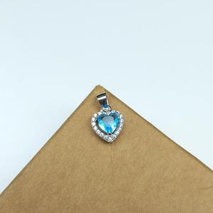 Colgante de corazón de Zirconia cúbica azul cielo de alta calidad, colgante de diseño de Halo de Plata de Ley 925 para mujer, joyería de regalo romántico - Product Image 1