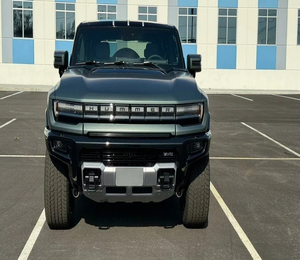 GMC EV 2024, toit métallique automatique, sièges en cuir, batterie au lithium, caractéristiques haut de gamme - Product Image 1