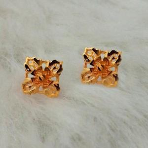 Kriaa Boucles d'oreilles en plaqué or à la mode alliage religieux cuivre laiton Zircon avec perle diamant pour cadeau d'anniversaire de fête-1311785 - Product Image 1