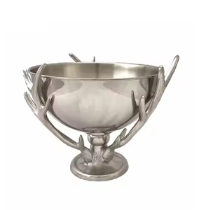 Cuencos decorativos de diseño de metal antiguo para servir con forma artística elegante y diseño para mejorar la estética del comedor - Product Image 2