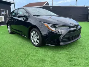 Toyota Corolla 2024 impecablemente limpio - Product Image 4