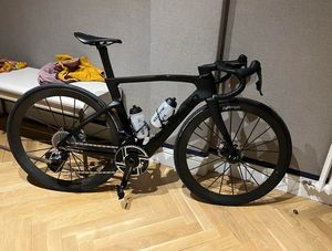 NUEVA Bicicleta Dogma F 2025 con Frenos de Disco Hidráulicos Dura Ace Di2 PM, Alto Rendimiento con 24 Meses de Garantía - Product Image 2