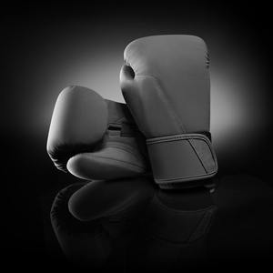 Nouvelle édition de vêtements de sport, gants de boxe en cuir haut de gamme, logo personnalisé, poignées confortables, mitaines de combat unisexes - Product Image 3