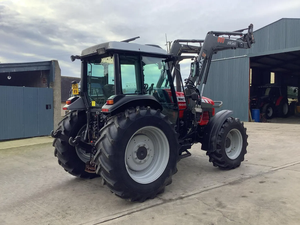 Tractor Agrícola MF 4445 4WD de 88HP con Transmisión por Engranajes, Componentes Principales de Alta Calidad, Bomba, Motor, Caja de Cambios, Garantía de 3 Años - Product Image 3