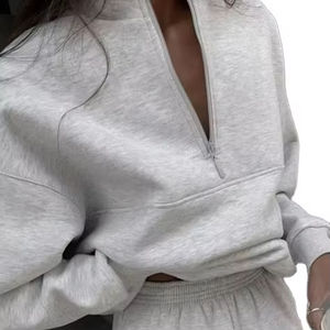 Presentamos el chándal de mezcla de algodón para mujer diseñado específicamente para la comodidad durante todo el día en 2025. Este elegante y versátil - Product Image 1