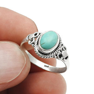 Delicada piedra turquesa 925 plata esterlina forma ovalada anillo clásico regalo para mujeres y niñas joyería hecha a mano proveedor al por mayor - Product Image 2