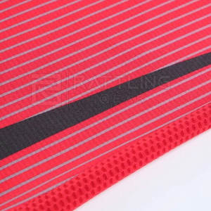 Vente en gros Vêtements de football pour hommes respirants grande taille Uniforme de football durable - Product Image 4