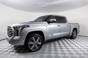 Toyota Tundra Capstone HV 4x4 2022 Usada, Certificada, en Buen Estado, Cabina CrewMax de 4 Puertas, Camioneta SB - Product Image 4