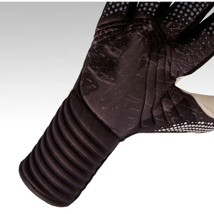 Gants de gardien de but de football pour enfants en gros, cuir, antidérapants, bracelet réglable, gants de football d'entraînement de haute qualité - Product Image 6