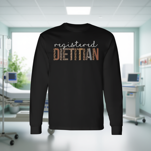 Camiseta de Manga Larga con Diseño de Leopardo para el Reconocimiento de Dietistas Registradas, Producto Promocional para Trabajadores de la Salud - Product Image 3