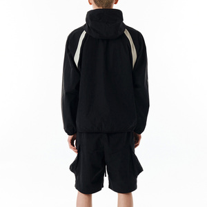 Traje de ropa deportiva de 2 piezas con logotipo de diseño personalizado Pantalones cortos informales estampados de manga larga de invierno con características transpirables - Product Image 4