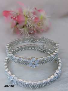 ชุดกำไลข้อมือโลหะผสมสังกะสีสำหรับผู้หญิงเครื่องประดับแฮนด์เมดทันสมัยสำหรับงานพิเศษงานแต่งงานของขวัญที่ใส่ใจ - Product Image 5