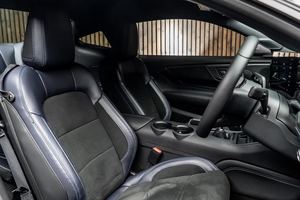 ฟอร์ด มัสแตง ดาร์ก ฮอร์ส ปี 2024 สภาพดี ใช้งานน้อย - Product Image 5