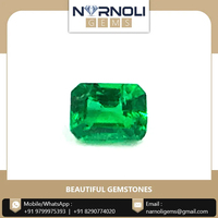 Émeraude naturelle ovale facettée sur mesure, disponible à prix de gros pour les projets de création de bijoux fins uniques