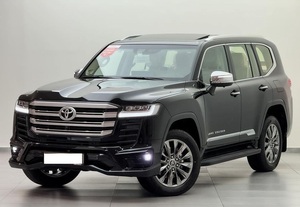 Toyota LandCruiser 300 d'occasion, SUV grand format, moteur V6 biturbo de 3,5 litres, cuir de haute qualité, véhicule conduite à droite/à gauche à vendre - Product Image 5