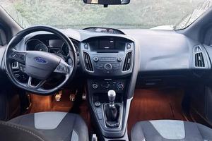 รถฟอร์ด โฟกัส เอสที ปี 2015 มือสอง พวงมาลัยซ้าย/ขวา - Product Image 2