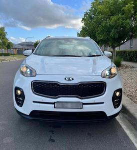 Kia Sportage 2018 Usado, Volante a la Derecha, 4x4, Automático, SUV, Gasolina, R17, Cámara - Product Image 1