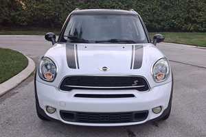 Mini Cooper S Countryman Plus SUV 2023 Nuevo, Turbo 6.1-8L, Transmisión Automática, 5 Bolsas de Aire, 500Nm de Torque, Frenos de Disco Delanteros - Product Image 2