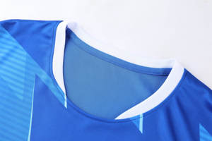 Barato de alta calidad bajo MOQ hombres fútbol Tean uniforme conjuntos elásticos pantalones cortos y transpirables Tops Kits en stock fútbol Jerseys trajes - Product Image 3