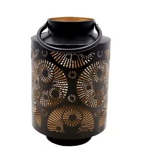 Lujosas linternas, iluminación de velas de Metal, decoración de techo de pared y centro de mesa, linternas Premium a precio bajo al por mayor - Product Image 1