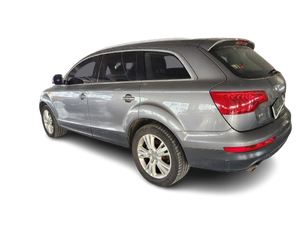 Audi Q7 3.0 TDI quattro Euro III Emission Plus de 100 000 milles [Exporté mensuellement de Corée 300-500 unités] - Product Image 4