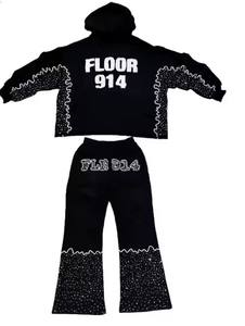 Pantalon évasé et sweat à capuche zippé avec logo personnalisé de style unique de qualité supérieure survêtement Streetwear avec strass et sérigraphie - Product Image 5