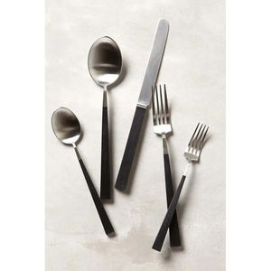 Ensemble de couverts vintage rustiques faits à la main en acier inoxydable avec manches en laiton noir, couteau et fourchette, idéal pour la table et la cuisine - Product Image 5