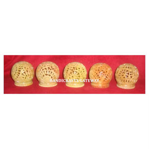 Natural Soapstone Tea Light Candle Holder Round Shape With <b>Flower</b> Design And Handmade Candle Holders Of Home Decoration - Product Image 1