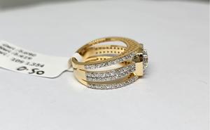 แหวนหมั้นเพชรทรงบริลเลียนต์ 0.86 กะรัต + 0.50 กะรัต ได้รับการรับรองจาก IGI ตัวเรือนทองคำ 14K ชุบโรเดียม ประดับเพชรเม็ดเล็ก - Product Image 3