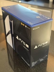 Console de jeu vidéo sans fil 4K ultra-rapide pour 5 joueurs, édition disque PS5 2 To, UE Japon, prête à être expédiée - Product Image 3