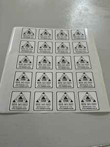 Etiqueta Adhesiva Holográfica con Código de Barras Impreso - Product Image 2