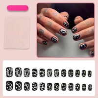 MEN-DY-958 Faux ongles noirs punk étoile lune pour hommes, réutilisables, couvrance totale, amovibles, 24 pièces