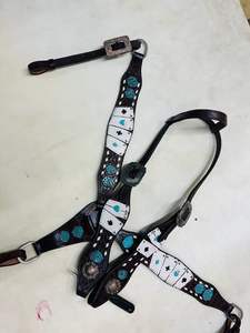 Juego de Arreos de Cuero Occidental Ajustable de la Mejor Calidad con Riendas para una Comodidad de Montar Duradera Disponible a Buen Precio - Product Image 3