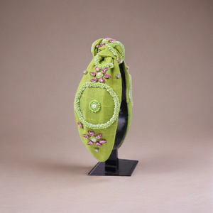 New Handmade Beaded Embroidery Knot Hairband Premium Designer Women <b>Girls</b> High-quality Fabric Base Parties Weddings Hairbands - Product Image 1