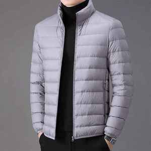 Chaqueta de Plumón de Buena Calidad, Chaqueta de Invierno al por Mayor, Personalizada con Impresión OEM, Impermeable, Cortavientos, con Bolsillos, para Hombre - Product Image 4
