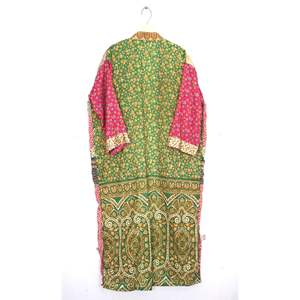 Kimono de retazos hecho a mano, Kimono de seda Floral, ropa de dormir, Kimono Vintage Sari, Kimono reciclado, regalo para ella, mujer - Product Image 3